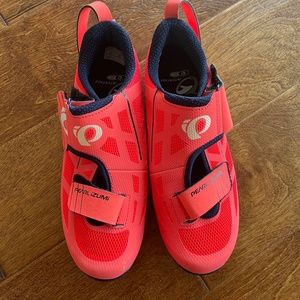 Pearl Izumi womens cycling shoes
